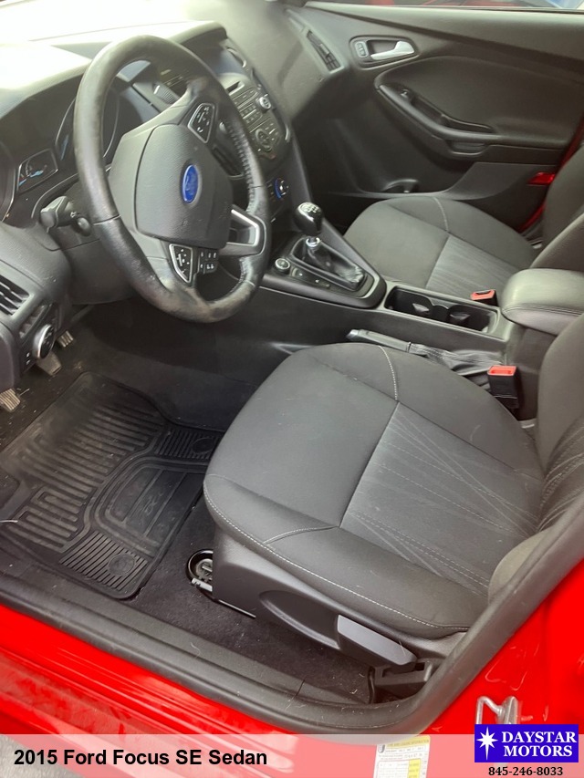 2015 Ford Focus SE Sedan